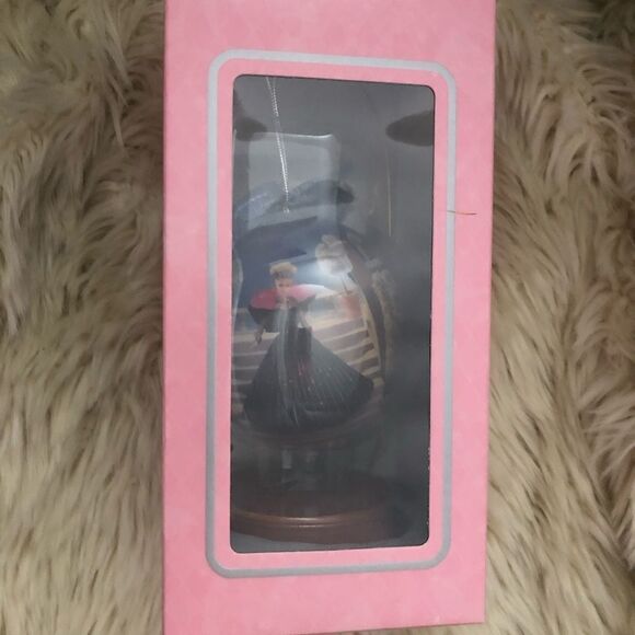 1998 Holiday Barbie 4" Decoupage Ornament - Picture 6 of 7